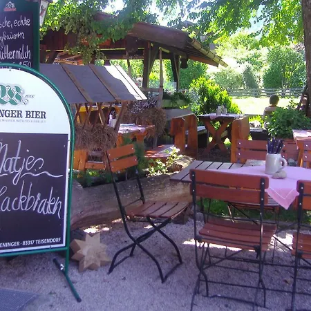 Gasthaus Hubertus * 施莱兴